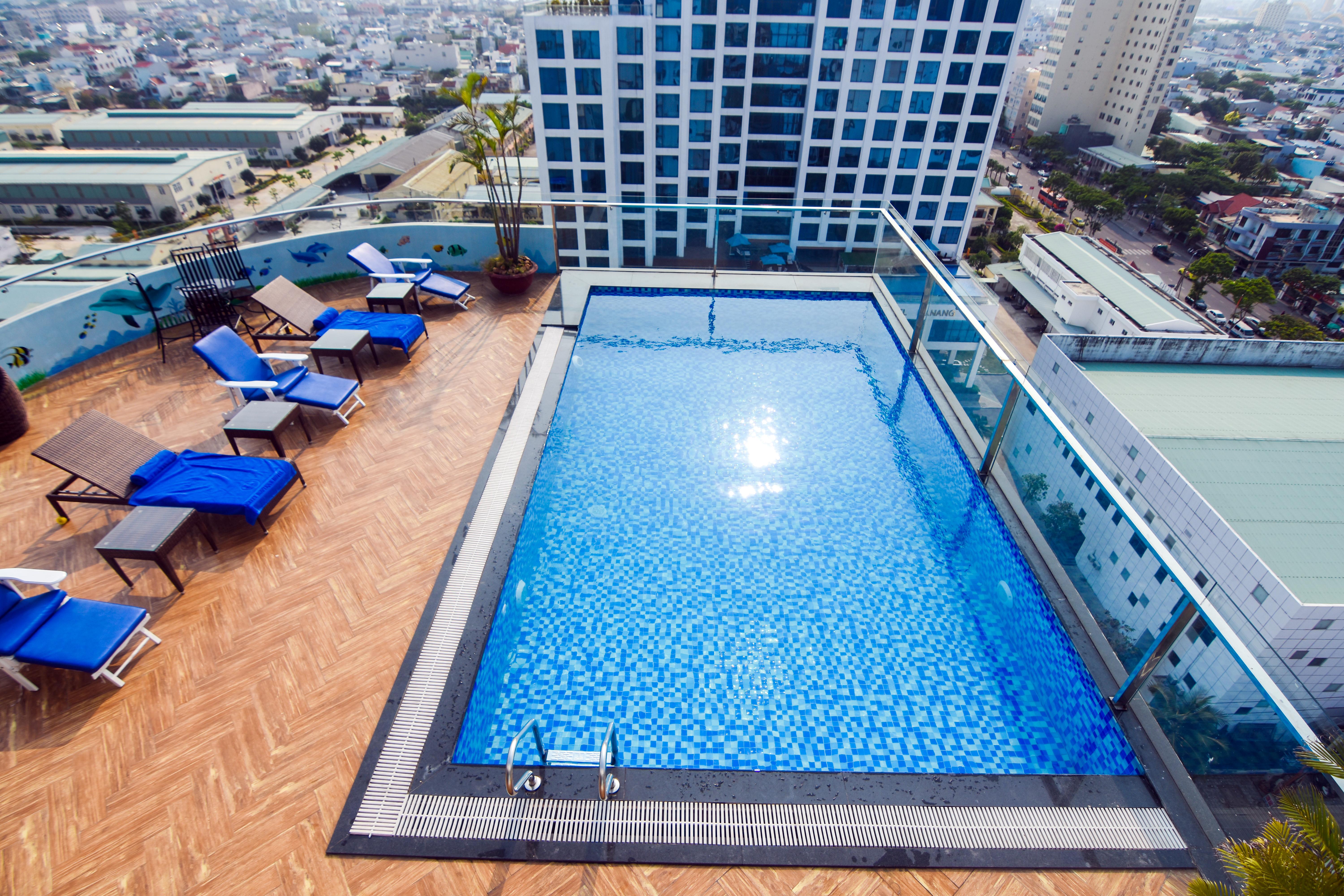 Ritzy Boutique Hotel Da Nang Beach Esterno foto